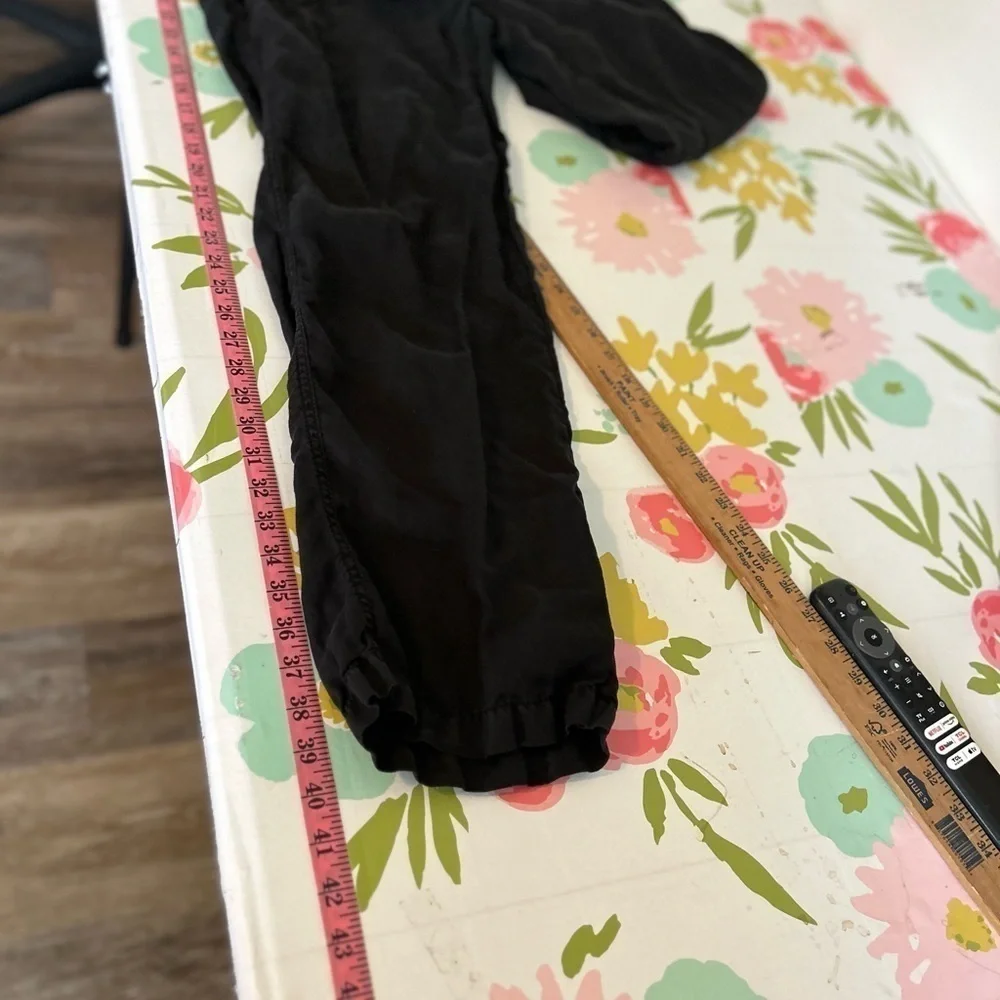 Caslon 100 % linen black pull on pants